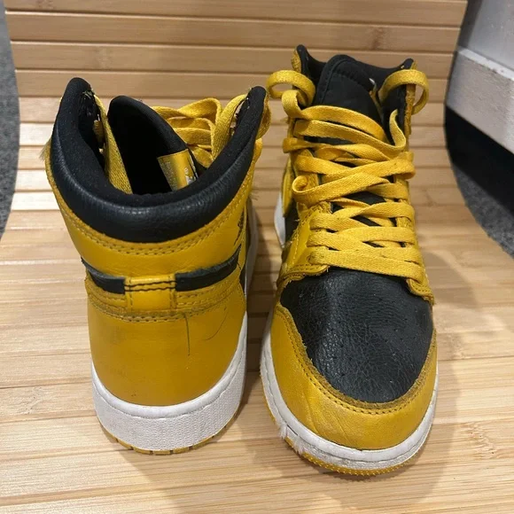 Jordan 1 mid “Taxi” size 6y - Picture 4 of 7